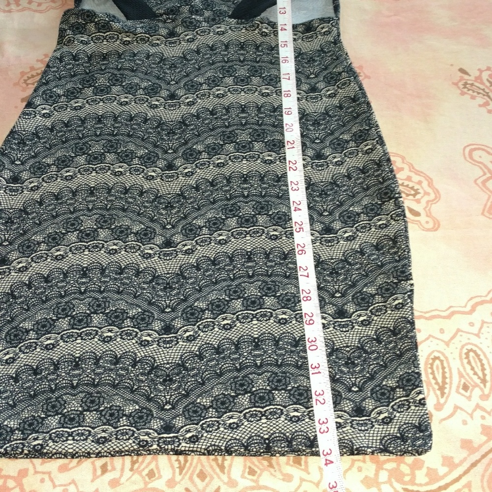 Lace Pattern Dress Sleeveless Bodycon Stretchy Cut Outs - Picture 9 of 10